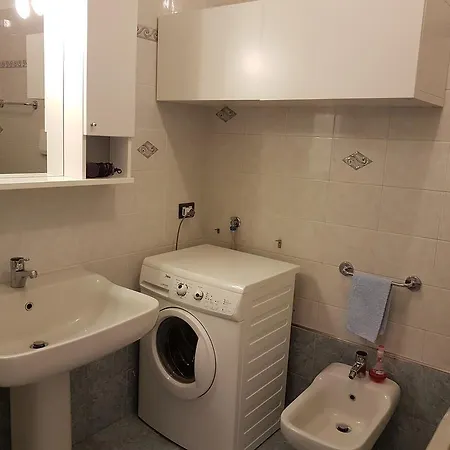 Fedora Apartment *